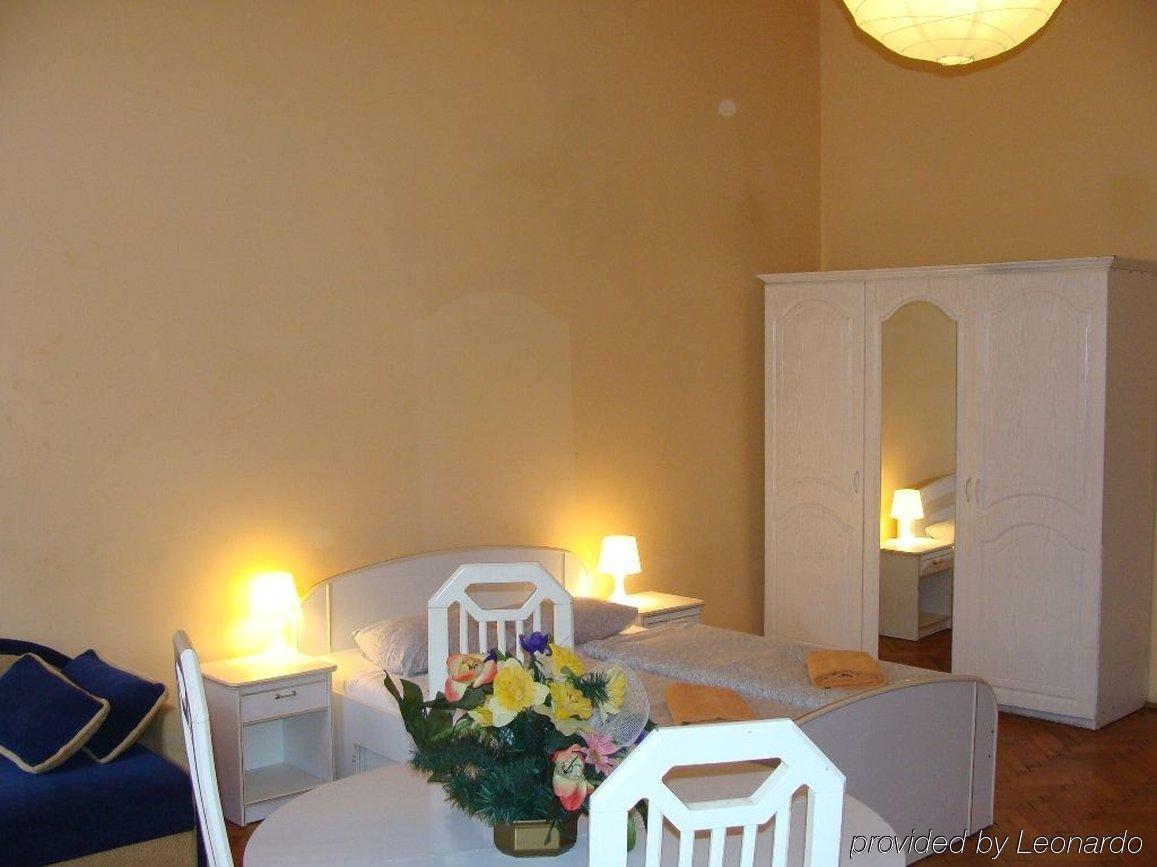 Hostel Al Fresco Krakow Exterior photo