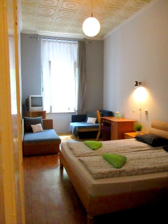 Hostel Al Fresco Krakow Exterior photo