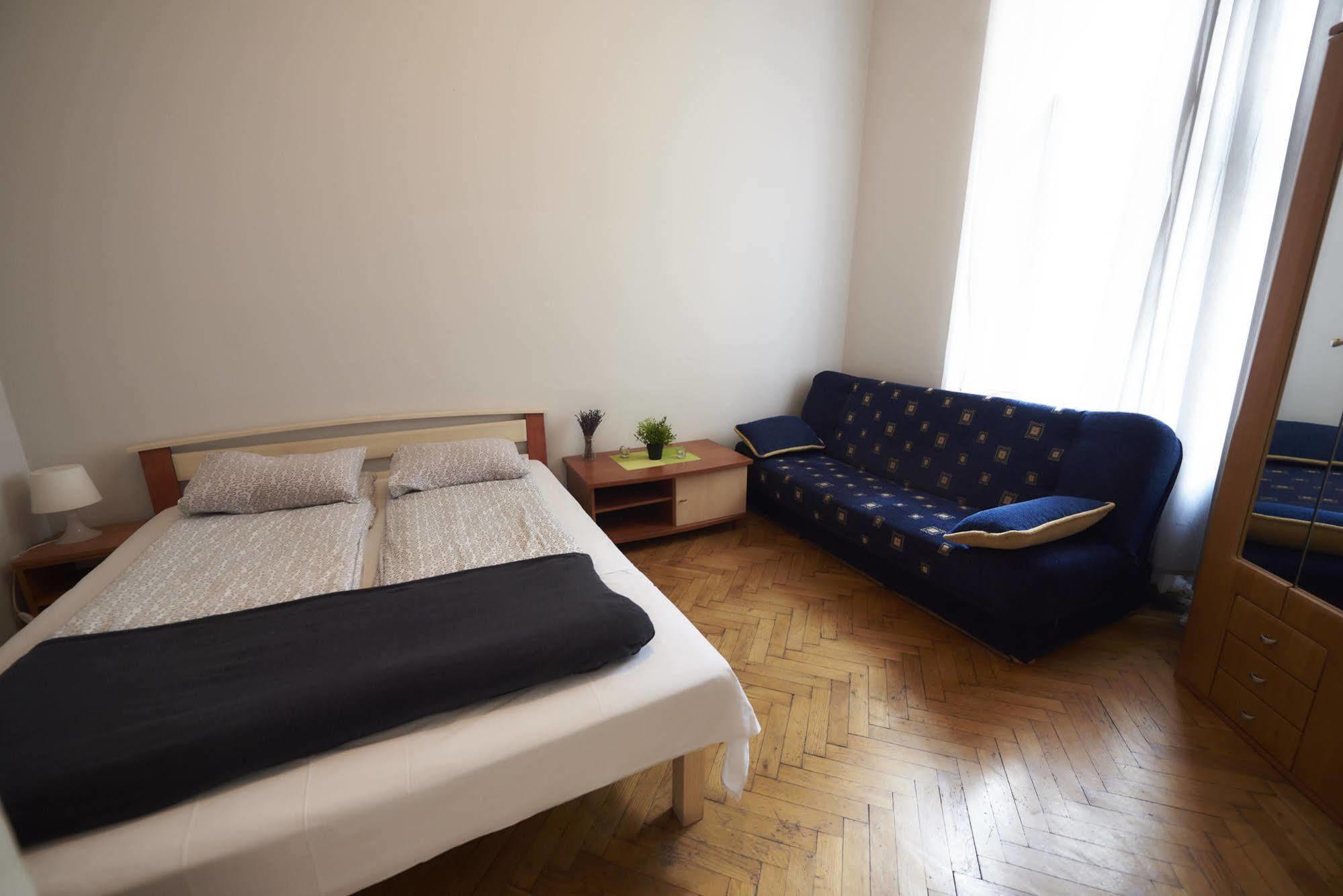 Hostel Al Fresco Krakow Exterior photo