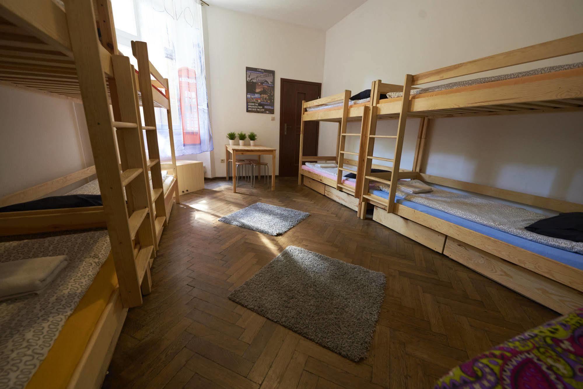 Hostel Al Fresco Krakow Exterior photo